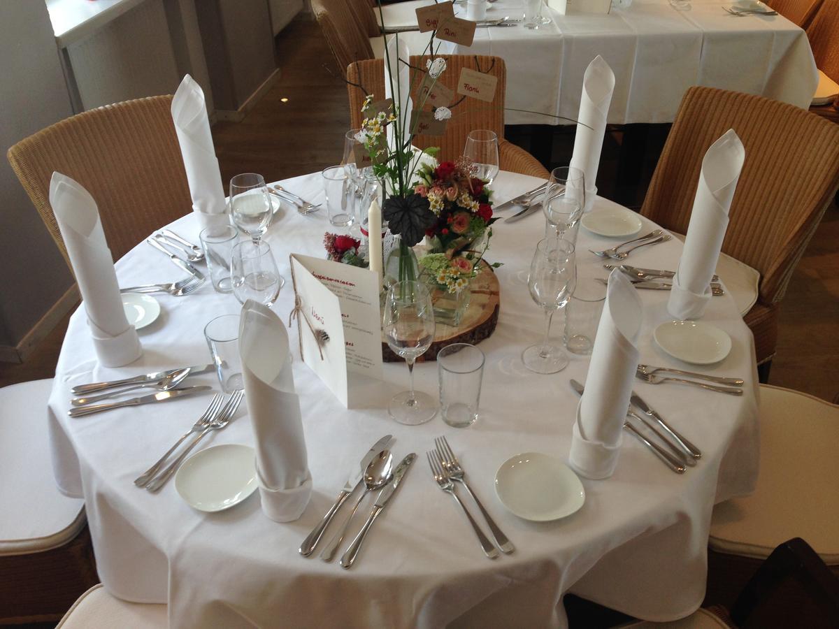 Отель Aussicht Bio Restaurant Cafe 4*