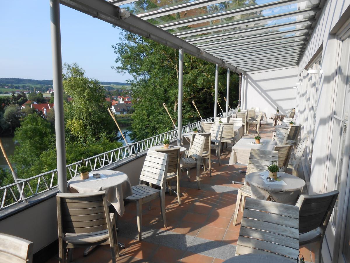 Отель Aussicht Bio Restaurant Cafe 4*